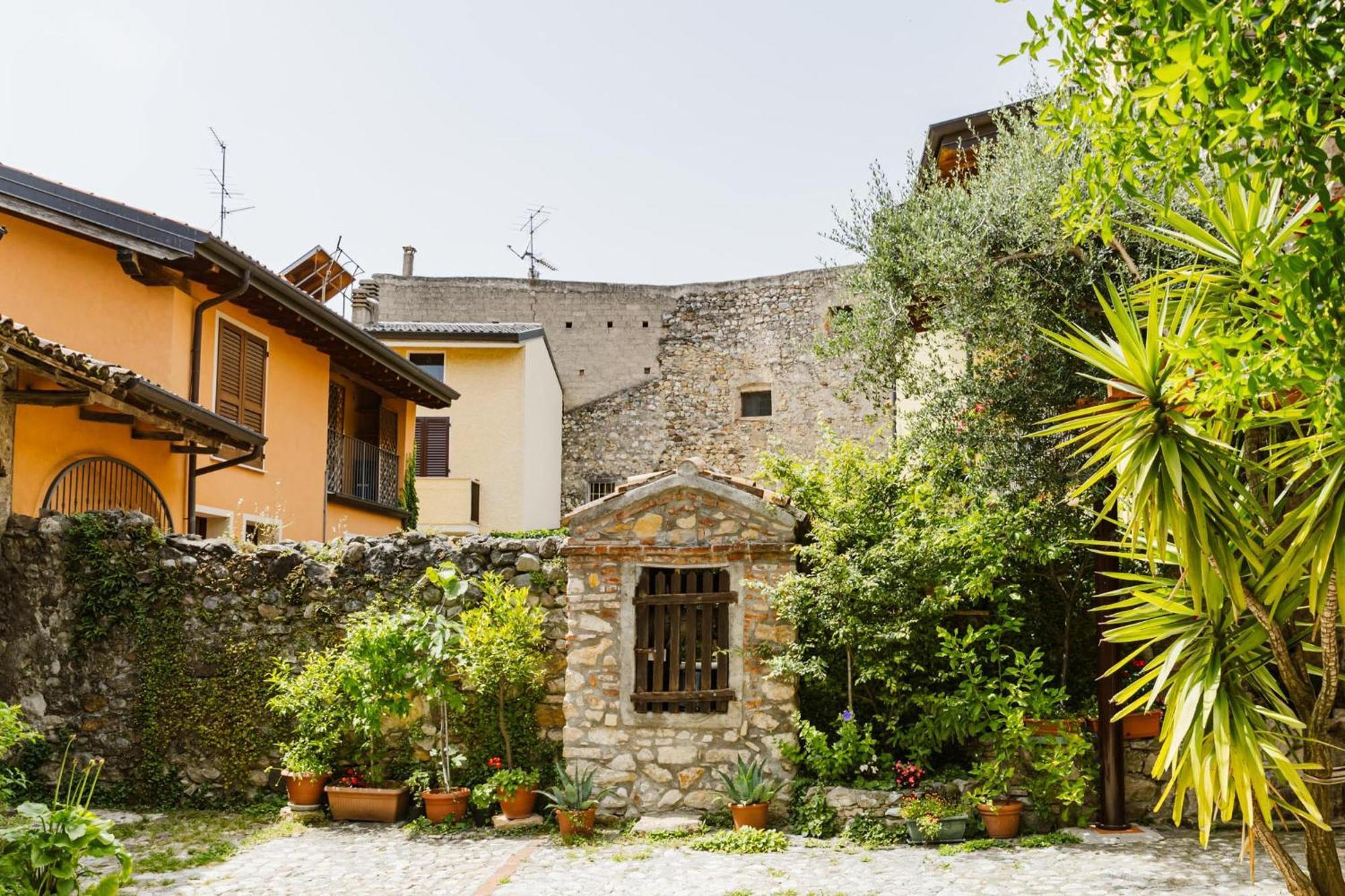 Cozy Castello Apartman Manerba del Garda Kültér fotó